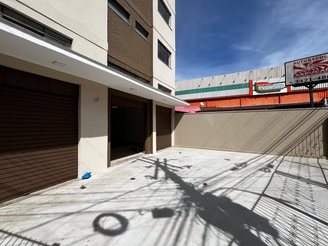 Ponto para alugar, no bairro Foch I em Pouso Alegre