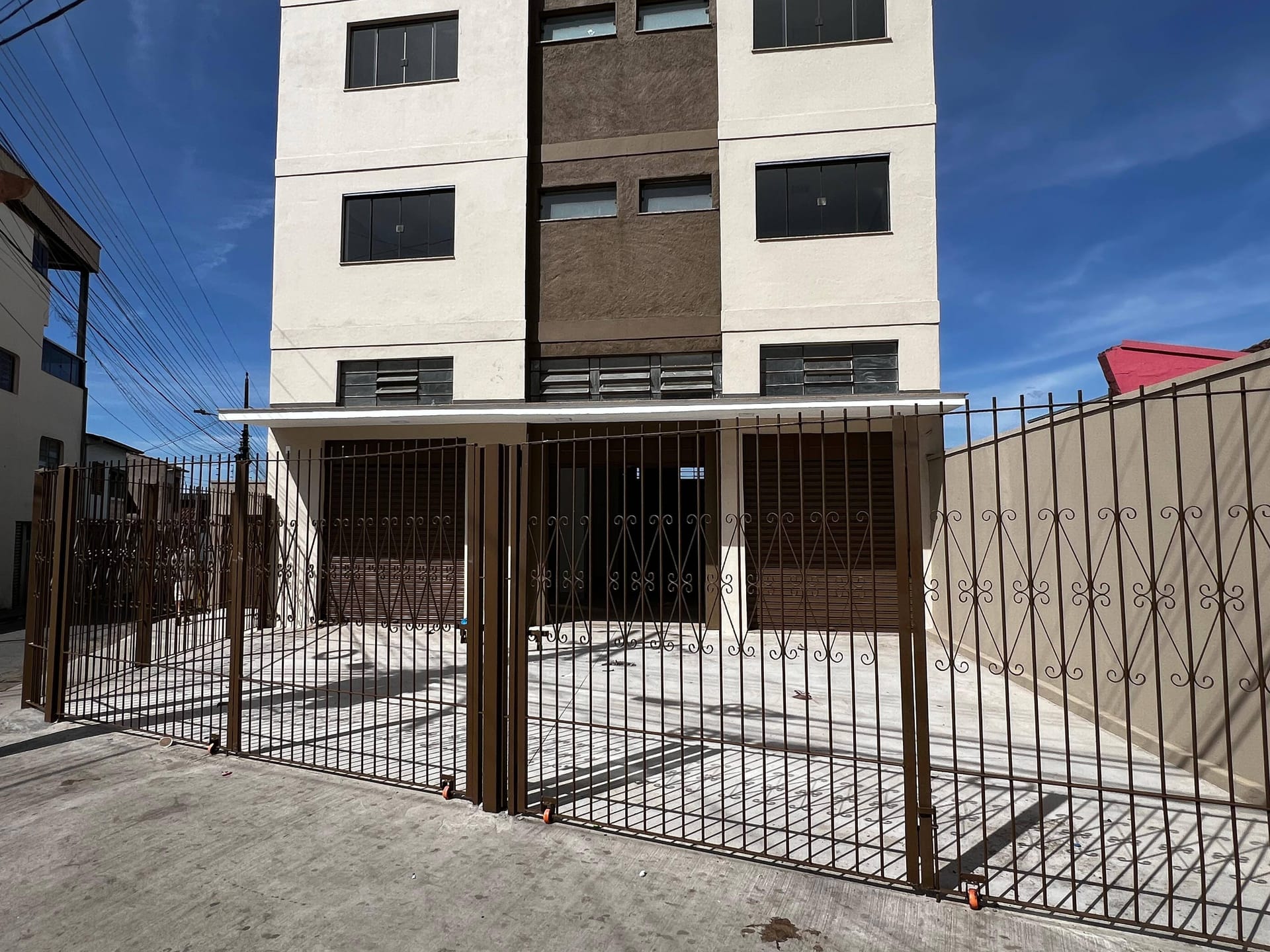 Loja-Salão, 229 m² - Foto 2