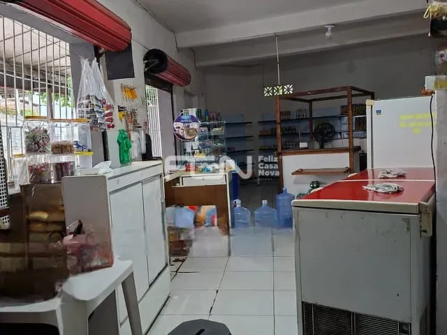 Prédio com 11m², à venda, no bairro São Marcos em Salvador