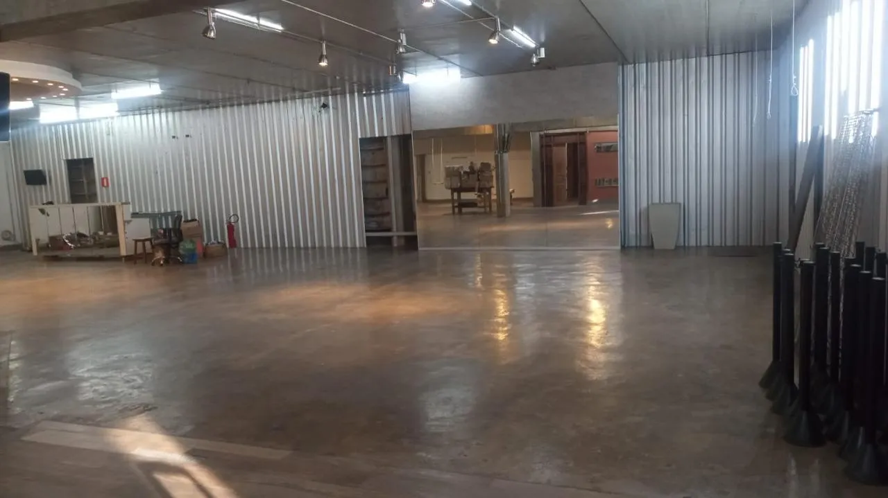 Loja-Salão, 900 m² - Foto 2