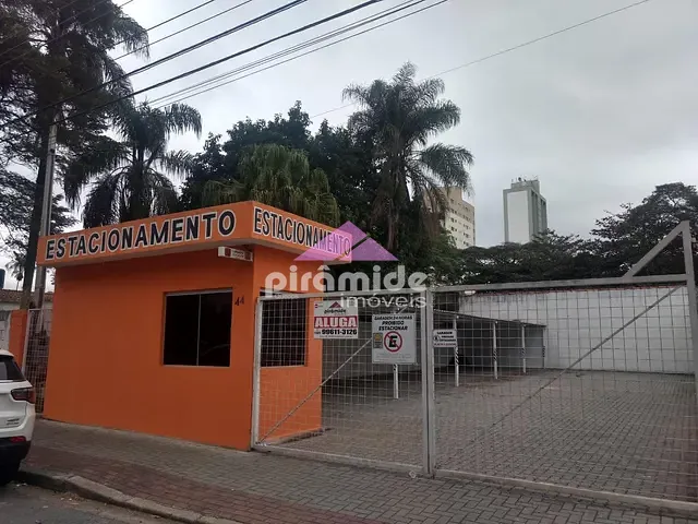 Ponto com 312m², para alugar, no bairro Vila Rubi em São José dos Campos