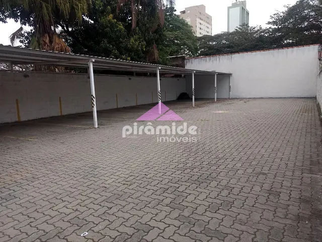 Ponto com 312m², para alugar, no bairro Vila Rubi em São José dos Campos