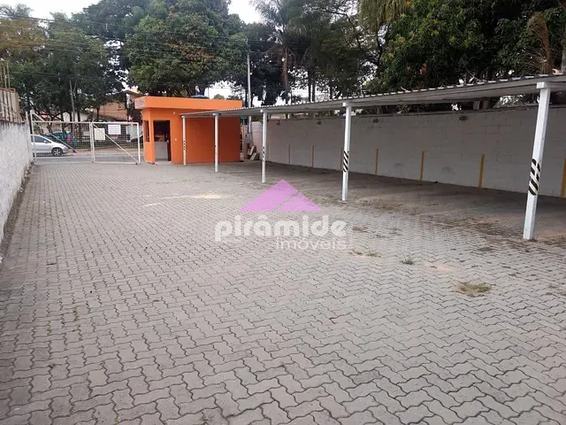 Ponto com 312m², para alugar, no bairro Vila Rubi em São José dos Campos