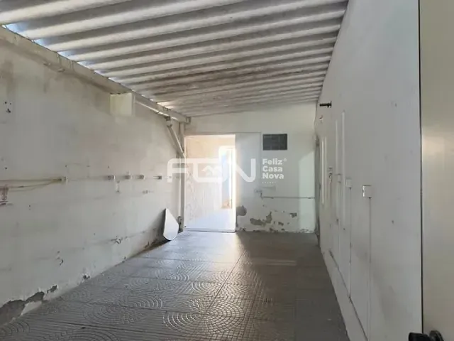 Ponto com 297m², à venda ou para alugar, no bairro Dois de Julho em Camaçari