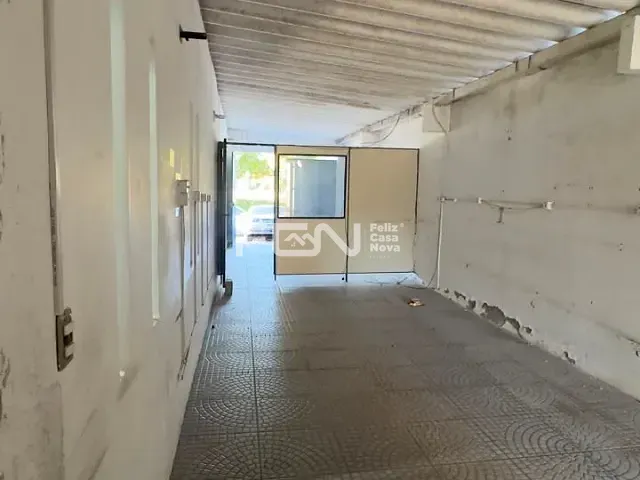 Ponto com 297m², à venda ou para alugar, no bairro Dois de Julho em Camaçari