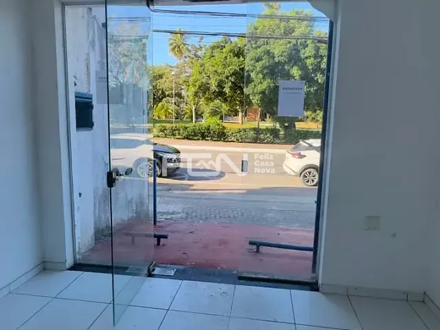 Ponto com 297m², à venda ou para alugar, no bairro Dois de Julho em Camaçari