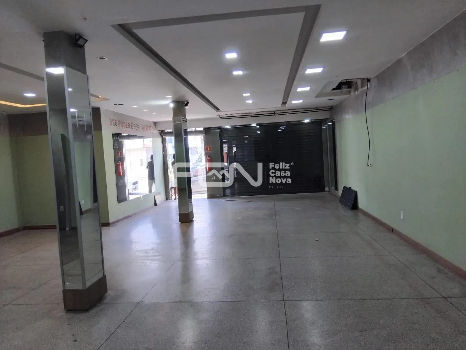 Loja-Salão, 180 m² - Foto 1