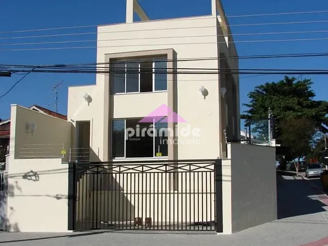 Ponto com 300m², à venda, no bairro Jardim Satélite em São José dos Campos