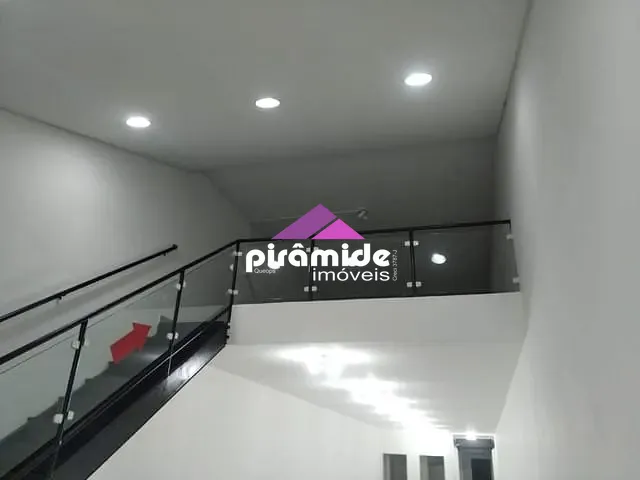 Ponto com 196m², para alugar, no bairro Centro em São José dos Campos