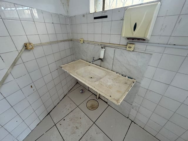 Foto do Ponto - Ponto para alugar, 12 m² por R$ 501,69/mês - Leblon - Uberaba/MG | ZUCATO IMOBILIARIA LTDA
