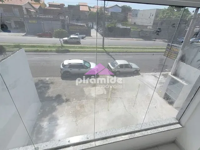 Ponto com 250m², à venda, no bairro Jardim Portugal em São José dos Campos