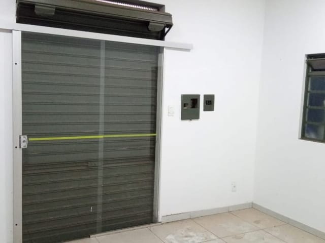 Foto do Ponto - Ponto para alugar, 30 m² por R$ 600,00/mês - São Benedito - Uberaba/MG | ZUCATO IMOBILIARIA LTDA