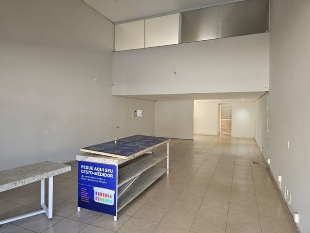 Foto do Ponto - Ponto para alugar, 158 m² por R$ 5.074,89/mês - Nossa Senhora da Abadia - Uberaba/MG | ZUCATO IMOBILIARIA LTDA