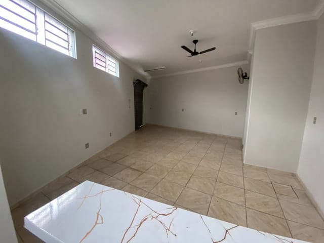 Foto do Ponto - Ponto para alugar, 49 m² por R$ 1.007,46/mês - Bom Retiro - Uberaba/MG | ZUCATO IMOBILIARIA LTDA