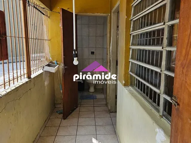 Ponto com 110m², para alugar, no bairro Centro em São José dos Campos
