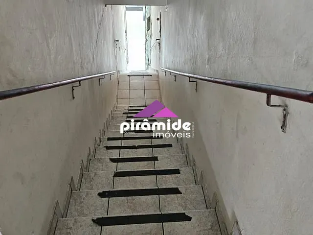 Ponto com 110m², para alugar, no bairro Centro em São José dos Campos