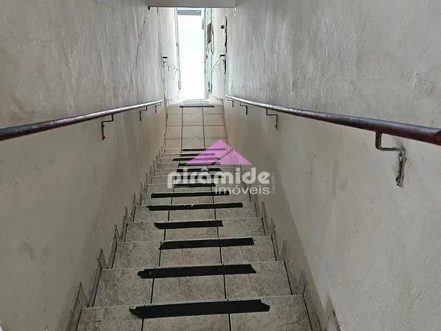 Ponto com 110m², para alugar, no bairro Centro em São José dos Campos