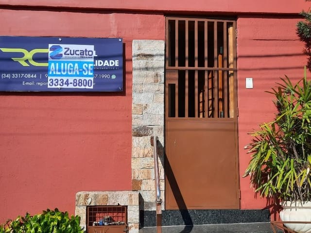 Foto do Ponto - Ponto para alugar, 47 m² por R$ 700,00/mês - Conjunto Guanabara - Uberaba/MG | ZUCATO IMOBILIARIA LTDA