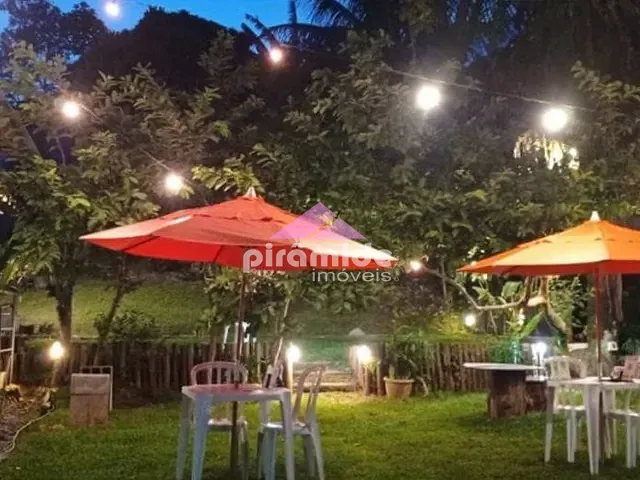 Ponto com 192m², para alugar, no bairro Praia do Arrastão em São Sebastião