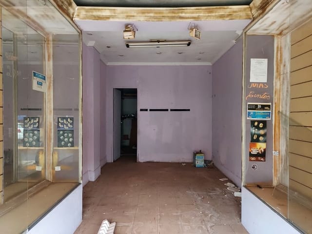 Foto do Ponto - Ponto para alugar, 30 m² por R$ 600,00/mês - São Benedito - Uberaba/MG | ZUCATO IMOBILIARIA LTDA