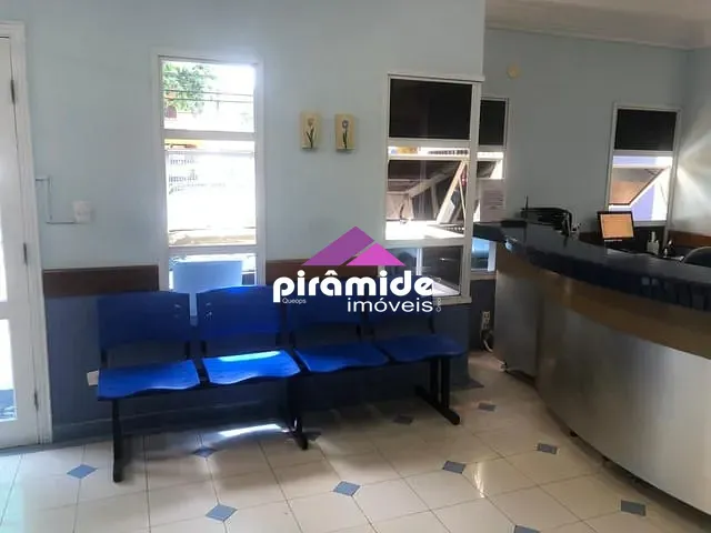 Ponto com 300m², à venda ou para alugar, no bairro Vila Betânia em São José dos Campos