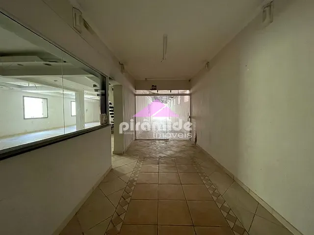 Ponto com 579m², à venda ou para alugar, no bairro Jardim São Dimas em São José dos Campos
