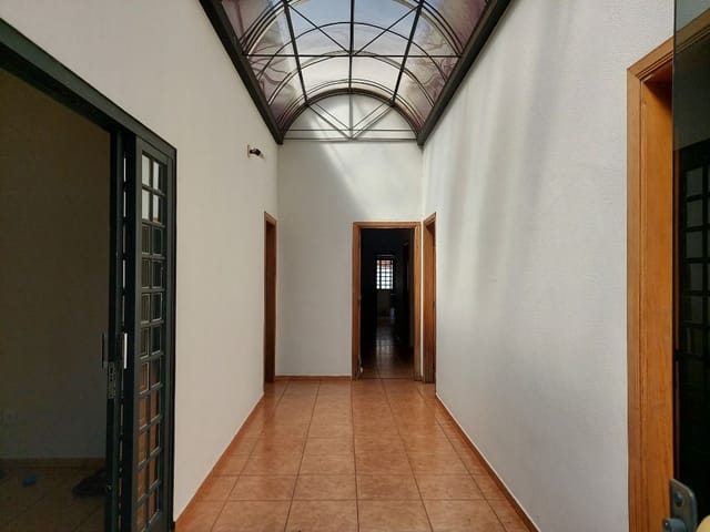 Foto do Ponto - Ponto para alugar, 0 m² por R$ 3.000,00/mês - Parque do Mirante - Uberaba/MG | ZUCATO IMOBILIARIA LTDA
