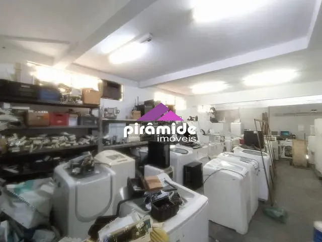 Ponto com 477m², à venda, no bairro Jardim Bela Vista em São José dos Campos