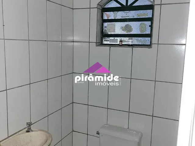 Ponto com 110m², à venda ou para alugar, no bairro Centro em São José dos Campos