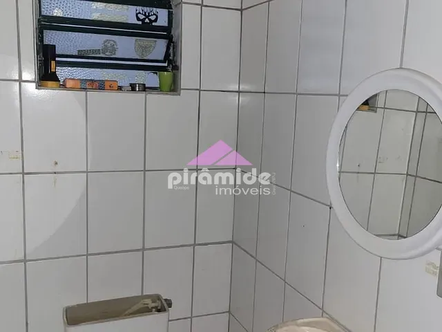 Ponto com 110m², à venda ou para alugar, no bairro Centro em São José dos Campos