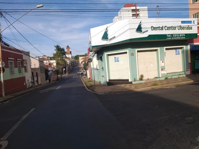 Foto do Ponto - Ponto para alugar, 180 m² por R$ 3.000,00/mês - Centro - Uberaba/MG | ZUCATO IMOBILIARIA LTDA