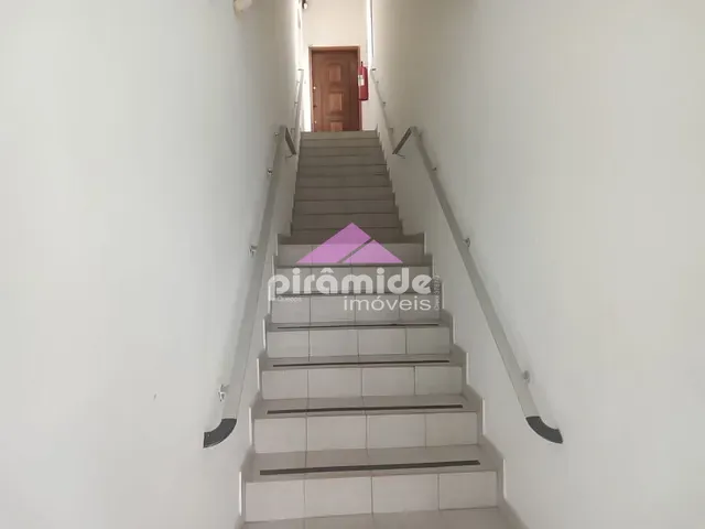 Ponto com 250m², para alugar, no bairro Jardim São Dimas em São José dos Campos