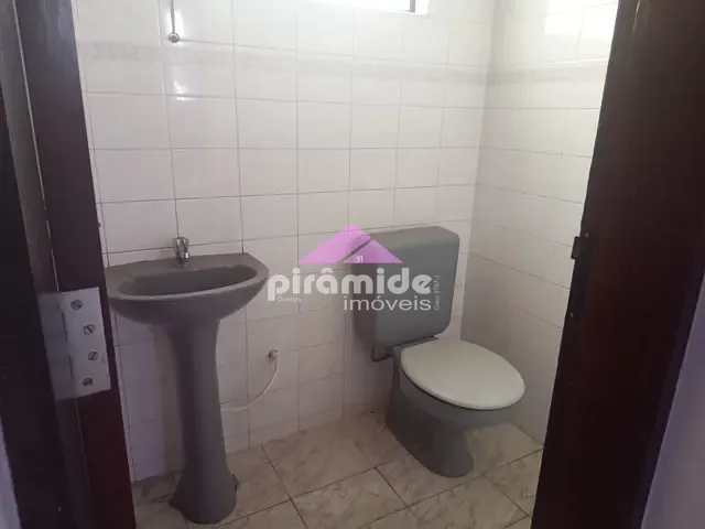 Ponto com 250m², para alugar, no bairro Jardim São Dimas em São José dos Campos