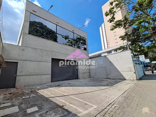 Ponto com 351m², para alugar, no bairro Jardim São Dimas em São José dos Campos