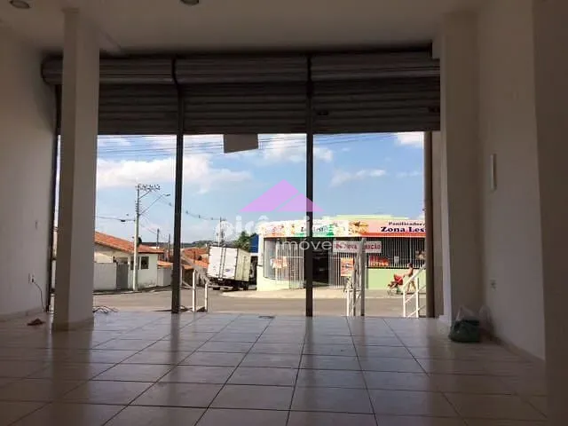 Ponto com 250m², à venda, no bairro Parque Nova Esperança em São José dos Campos