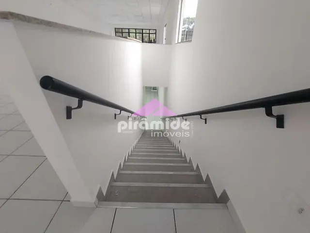 Ponto com 200m², para alugar, no bairro Jardim Imperial em São José dos Campos