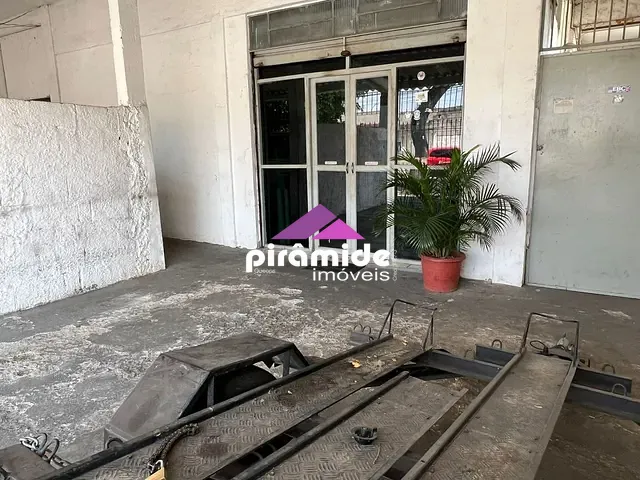 Ponto com 220m², para alugar, no bairro Jardim Satélite em São José dos Campos