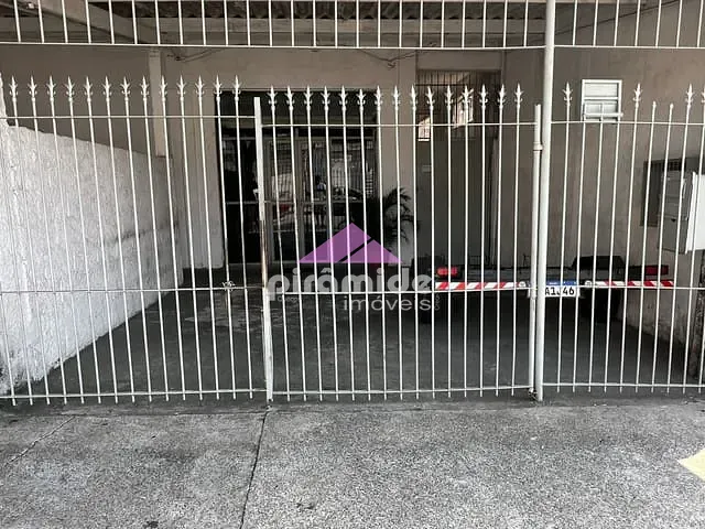 Ponto com 220m², para alugar, no bairro Jardim Satélite em São José dos Campos