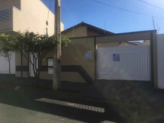 Foto do Ponto - Ponto para alugar, 65 m² por R$ 600,00/mês - Jardim Belo Horizonte - Uberaba/MG | ZUCATO IMOBILIARIA LTDA