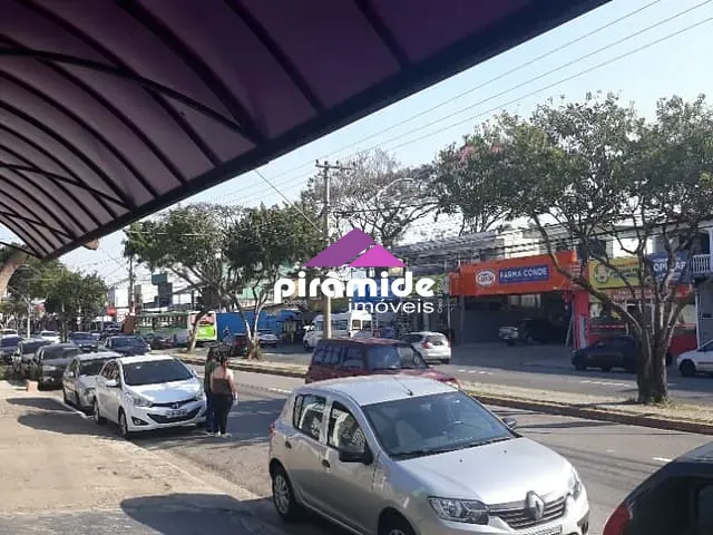 Ponto com 250m², à venda, no bairro Bosque dos Eucaliptos em São José dos Campos