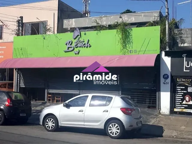 Ponto com 250m², à venda, no bairro Bosque dos Eucaliptos em São José dos Campos