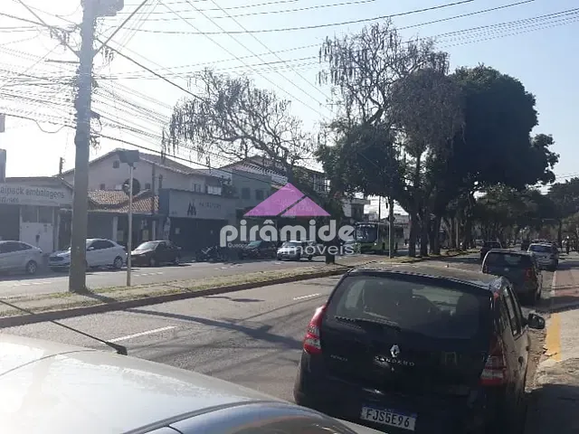 Ponto com 250m², à venda, no bairro Bosque dos Eucaliptos em São José dos Campos