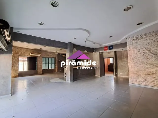 Ponto com 360m², para alugar, no bairro Jardim Esplanada em São José dos Campos