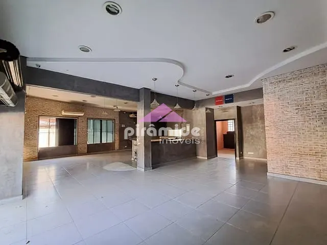 Ponto com 360m², para alugar, no bairro Jardim Esplanada em São José dos Campos