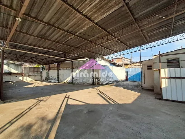Galpão / Barracão para alugar, no bairro Vila Nair em São José dos Campos