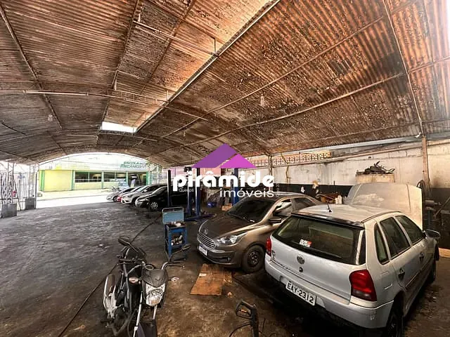 Ponto com 380m², à venda, no bairro Centro em São José dos Campos