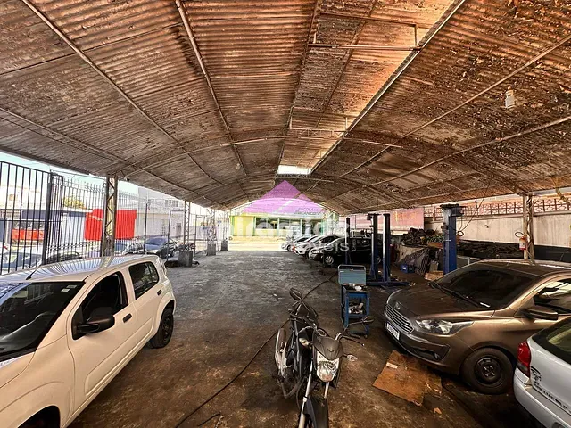 Ponto com 380m², à venda, no bairro Centro em São José dos Campos