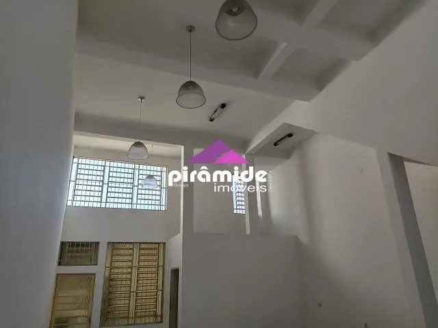 Ponto com 250m², para alugar, no bairro Centro em São José dos Campos