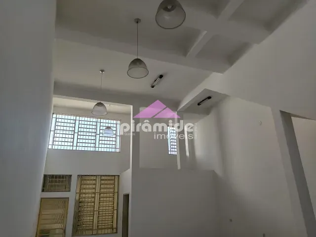 Ponto com 250m², para alugar, no bairro Centro em São José dos Campos