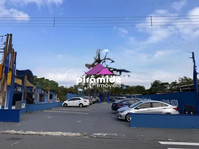 Ponto com 360m², para alugar, no bairro Urbanova em São José dos Campos